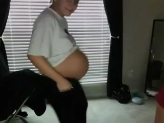 Have you ever seen a horny pregnant webcam model dance?