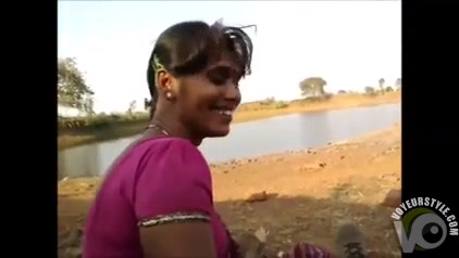 Indian hooker enjoys giving a nice blowjob