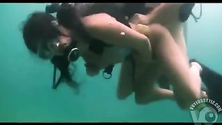 Scuba diving lovers have hot sex in the ocean--_short_preview.mp4