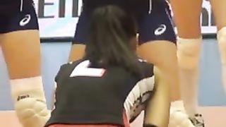 Attractive volleyball players wear really tight shorts--_short_preview.mp4