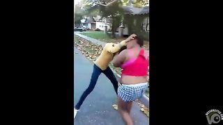 Hair pulling and slapping fight with black women--_short_preview.mp4