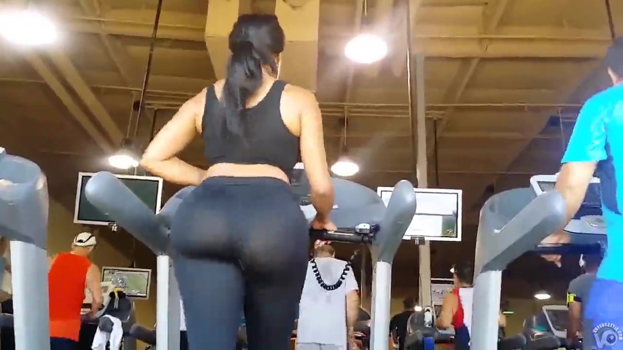 Semi sheer pants on her bubble booty in the fitness club
