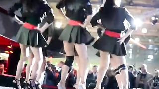 Short pleated skirts and heels on sexy dancing girls--_short_preview.mp4