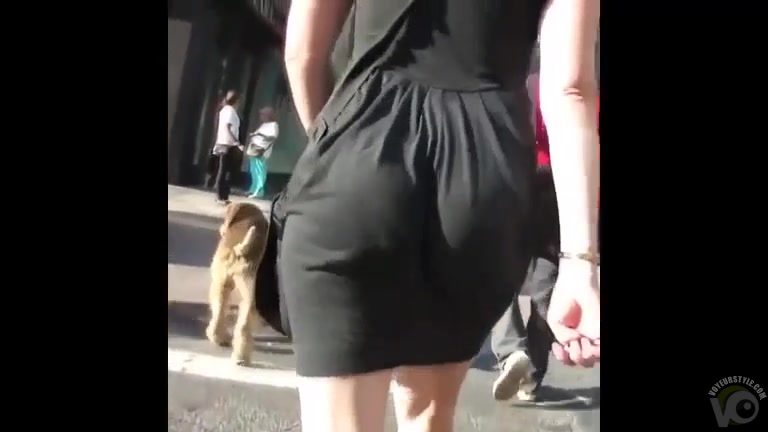 Hot amateur booty in a black dress