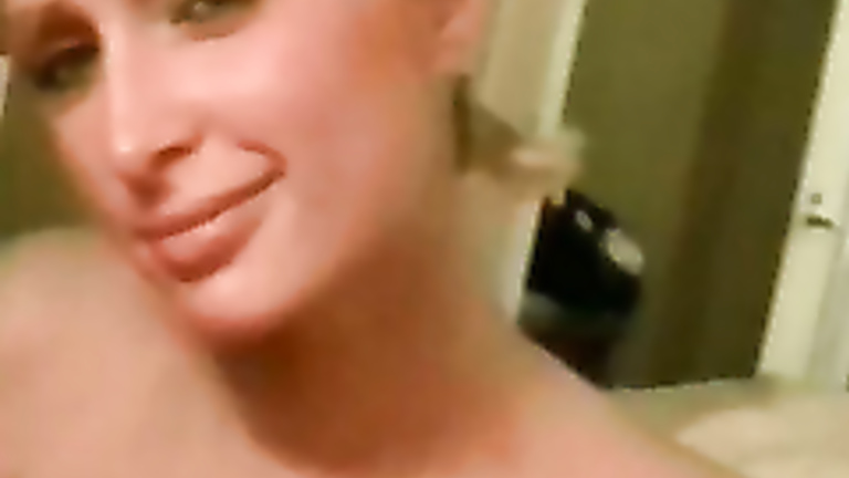 Paris Hilton sucks penis in her homemade video