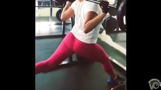 Best female bum in the entire gym--_short_preview.mp4