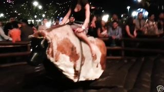 Unforgettable bull ride with a bootylicious lady--_short_preview.mp4