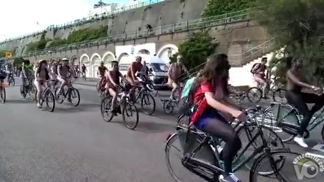640px x 360px - Rare footage of the world naked bike ride | Porn Clips Mobi