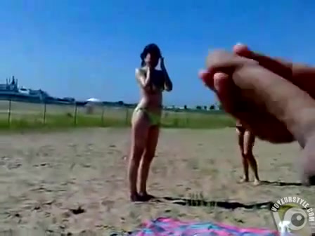 German pervert jerks off to women on topless beach