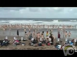 Bunch of people go skinny dipping in order to set a new record
