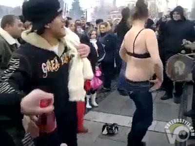 Chubby Romanian girl undresses at outdoor dance party