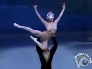 Beautiful nude ballet girls dance wonderfully
