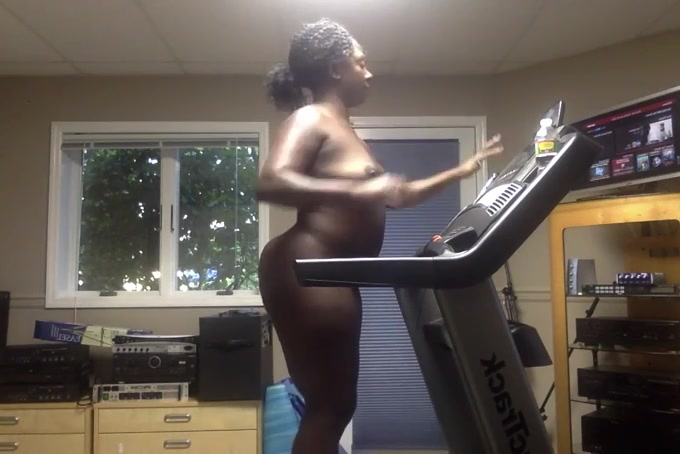 My friend's black sexy wife is jogging on the treadmill in the cellar