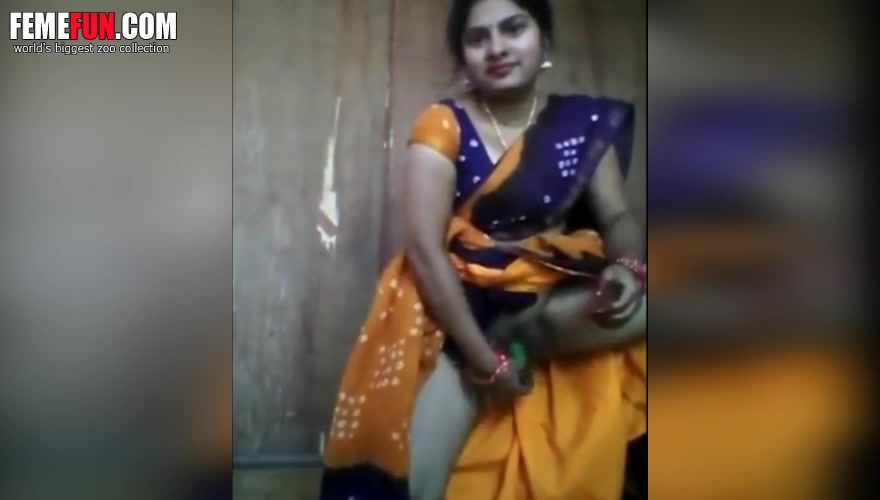 Bhabhi Sexy Wife Masturbing With Cucumber