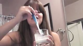 Super hot dominatrix make me brush my teeth with other men's loads--_short_preview.mp4