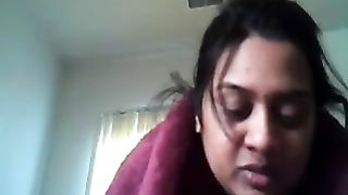 Indian BBW hottie showing off her goodies on webcam--_short_preview.mp4