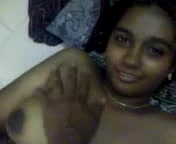 Kinky amateur dark skinned Indian girlie flashed her cute titties