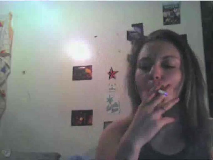 Beautiful and skanky white trash teen on webcam dildoing herself