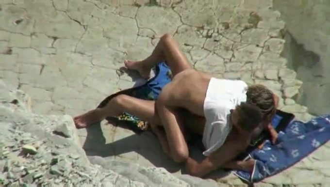 Careless horny couple caught fucking on beach on my spy cam
